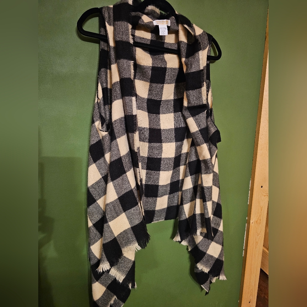 Seven Islands Black And Cream Plaid Shaw Vest